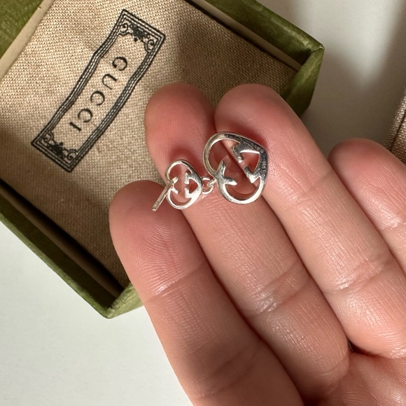 Gucci Silver Heart Earrings - Picture 7 of 12